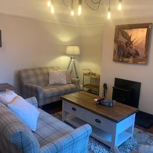 Laura Ashley Cosy Inner Terrace Holiday home