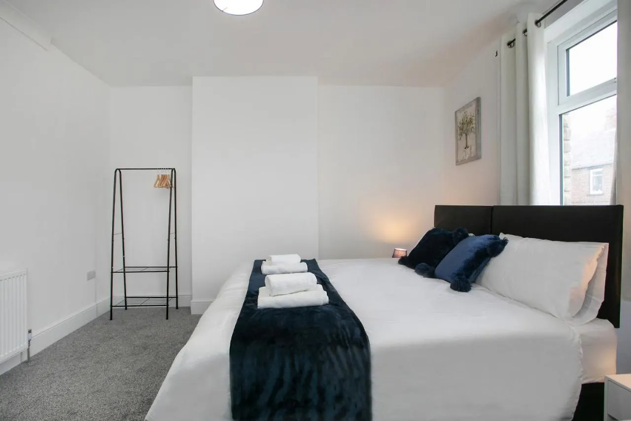 Вилла Cudworth House, Barnsley For Contractors & Families, Off-Road Parking, Speedy Wifi,Etc